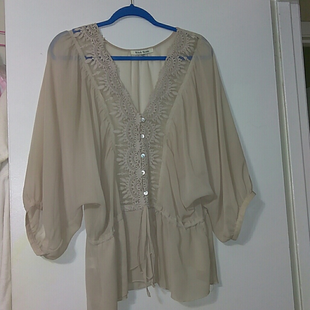 Blouse beige, elegant 👚